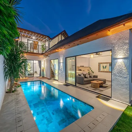 Villa Sixteen Bali- Balangan Beach